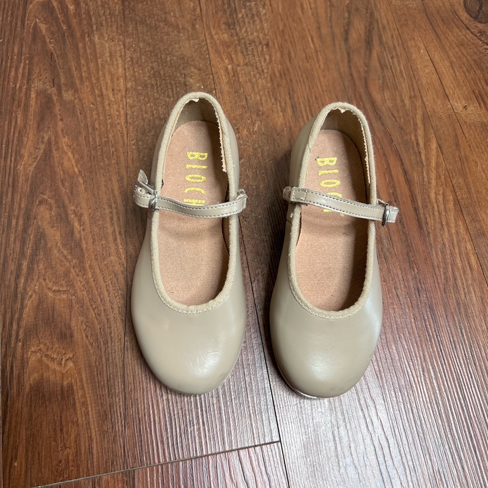 Bloch tap dance shoes size 8.5